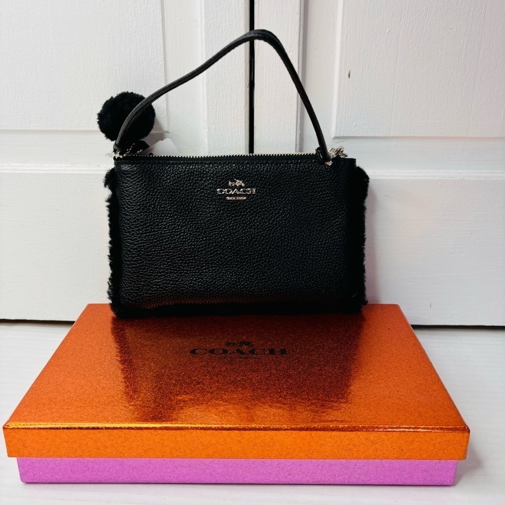 New COACH Black Shearling Trim Pebbled Leather Wristlet